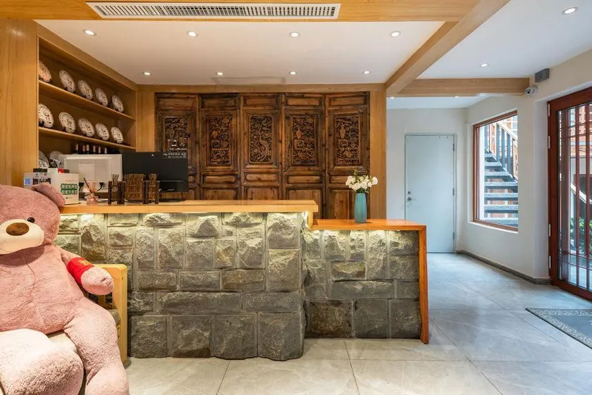 UNThinkHotel Qimu inn - Image 1