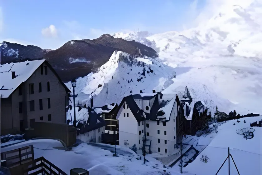 Apartamentos 3000 Formigal - Image 1