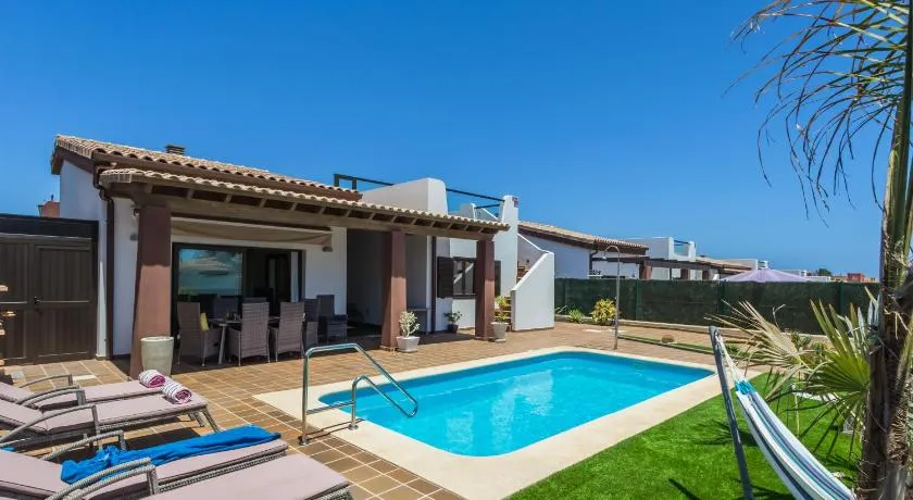 Villa Illusion - Image 1