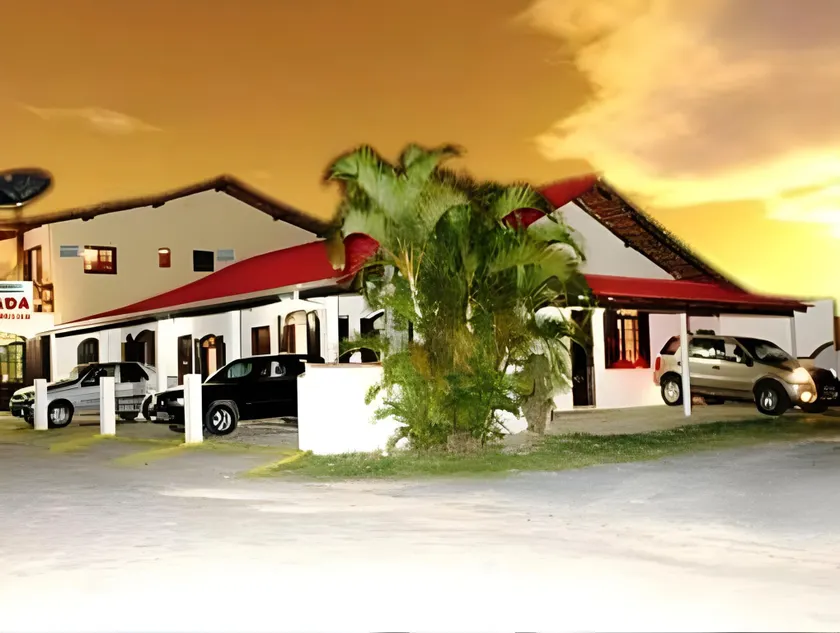 Pousada Praia Vermelha - Image 1