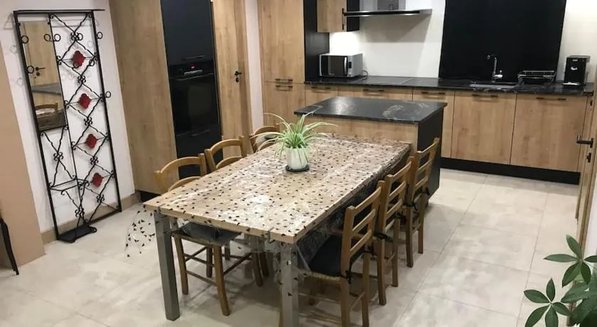 Paisible logement tout équipé pour 1 à 6 personnes - Image 1