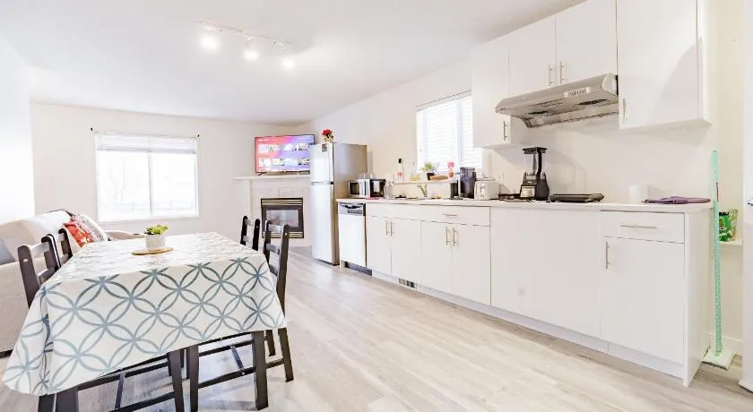 Walkout Basement Suite, 2 BDR 4BD, Bright and Spacious - Image 1
