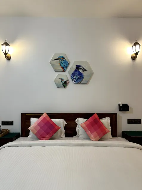 Luxury Homestay - Double Room with Balcony - Image 1