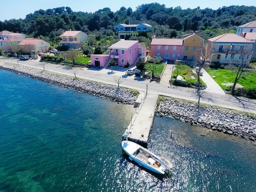 Apartment Zvone1 A5 Veli Rat, Island Dugi otok - Image 1