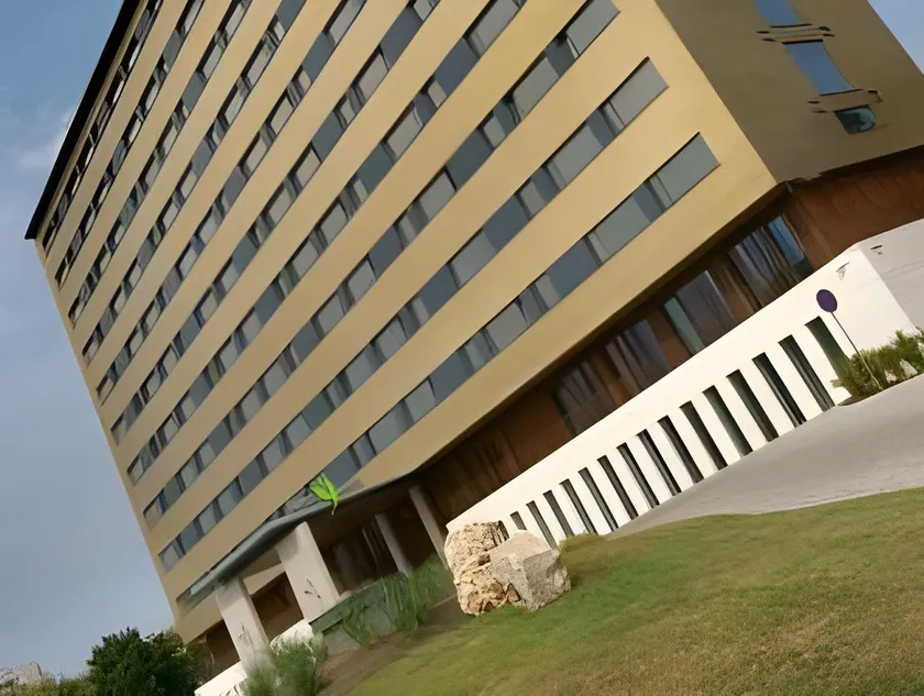 Hotel Yasmin Košice - Image 1