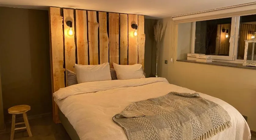 Le Retour aux Sources - Chambre d'Hôte chaleureuse et conviviale - Image 1