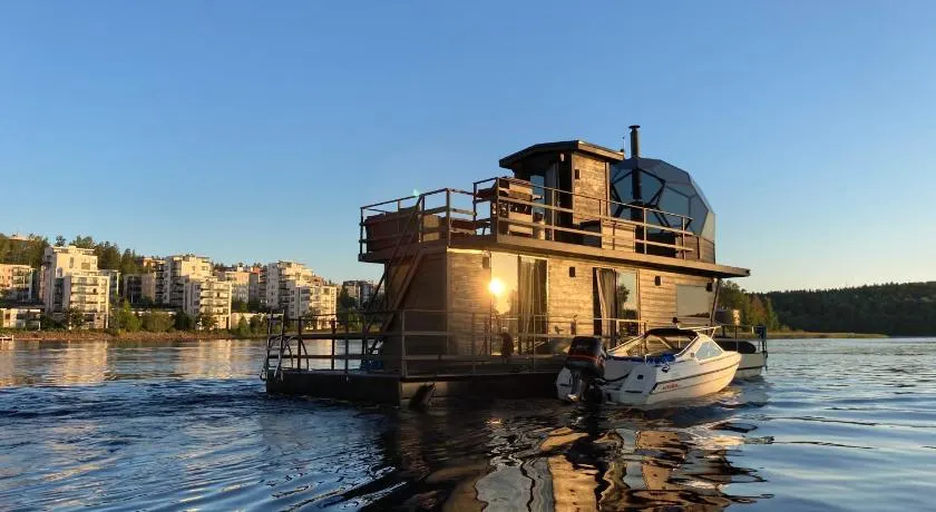 Worlds Only Luxury Glass Igloo Sauna Houseboat - Image 1