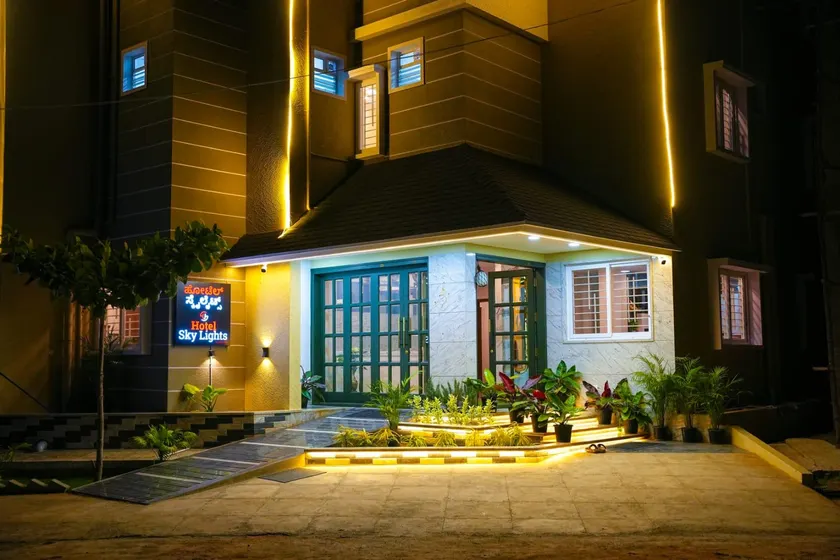 Hotel Skylights Bangalore Airport - Image 1