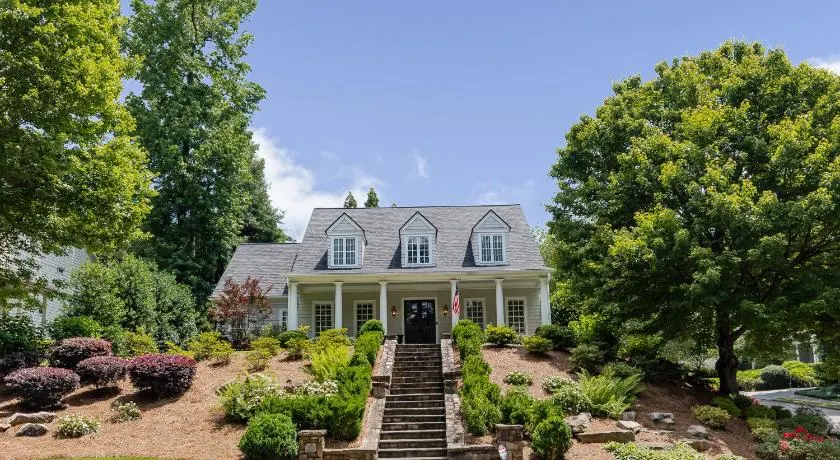 Luxury 5BR Buckhead Home World Cup Ready - Image 1