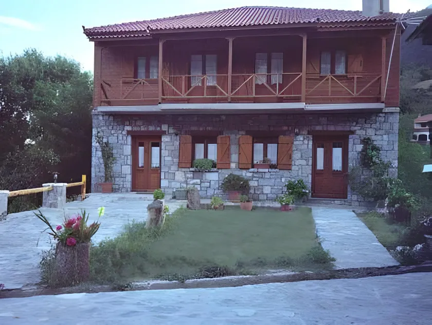 Guesthouse Alonistaina - Image 1