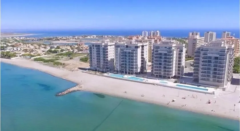La MANGA BEACH CLUB - Image 1