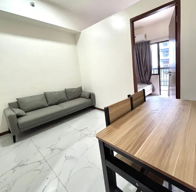 Sunnyplace Residences 1BR Near NAIA Airport MOA - Image 1