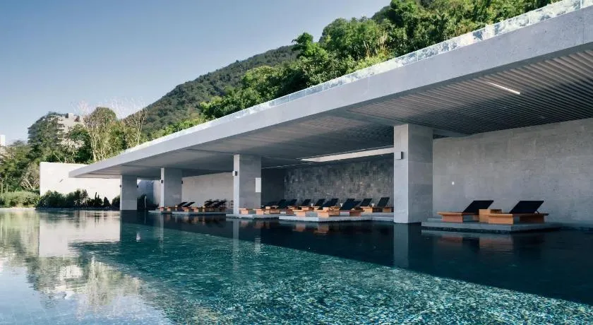 Aranya Sanya Lanshan Hotel - Image 1