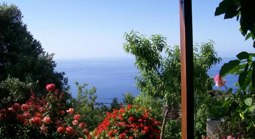 ΤΟΥΡΙΣΤΙΚΕΣ ΕΠΙΠΛΩΜΕΝΕΣ ΚΑΤΟΙΚΙΕΣ φροσω χωριατη - Image 1