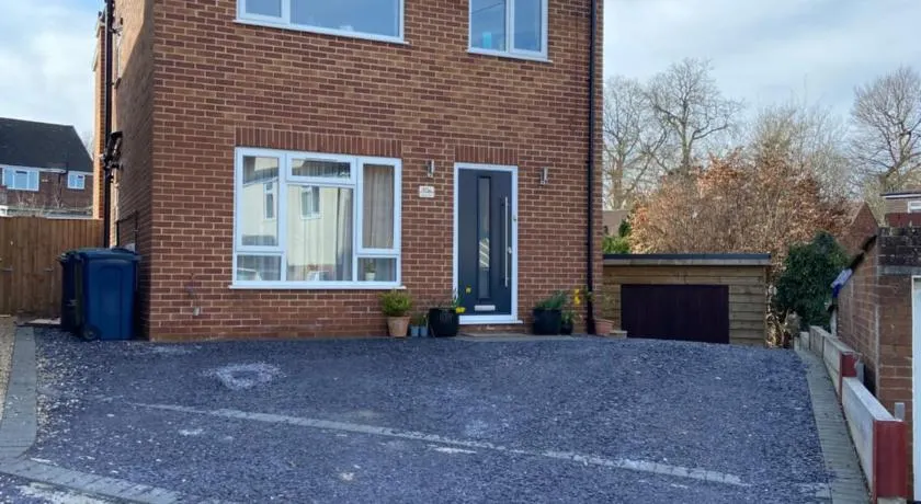 Clauds Close - Image 1