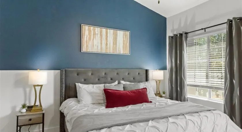 Scottsdale Art & Culture Stay Stylish & Remodel - Image 1