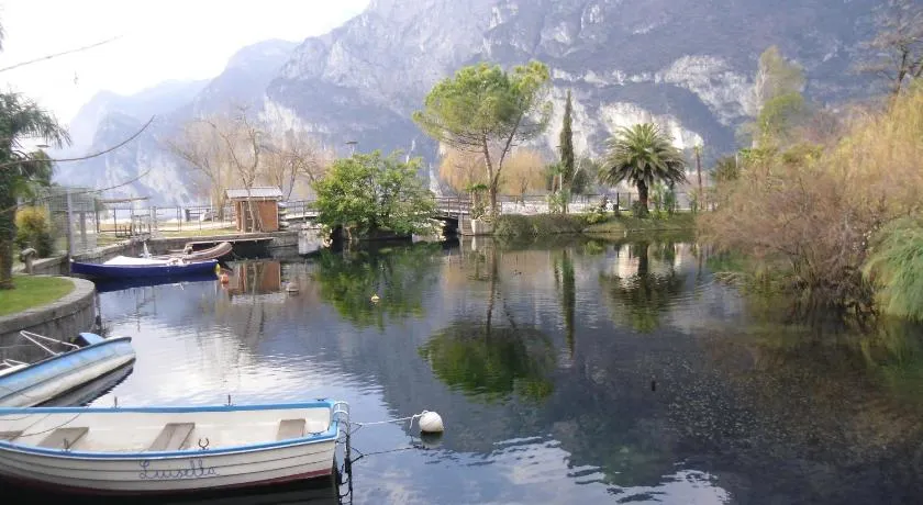 Garda Blu Apartment - Image 1