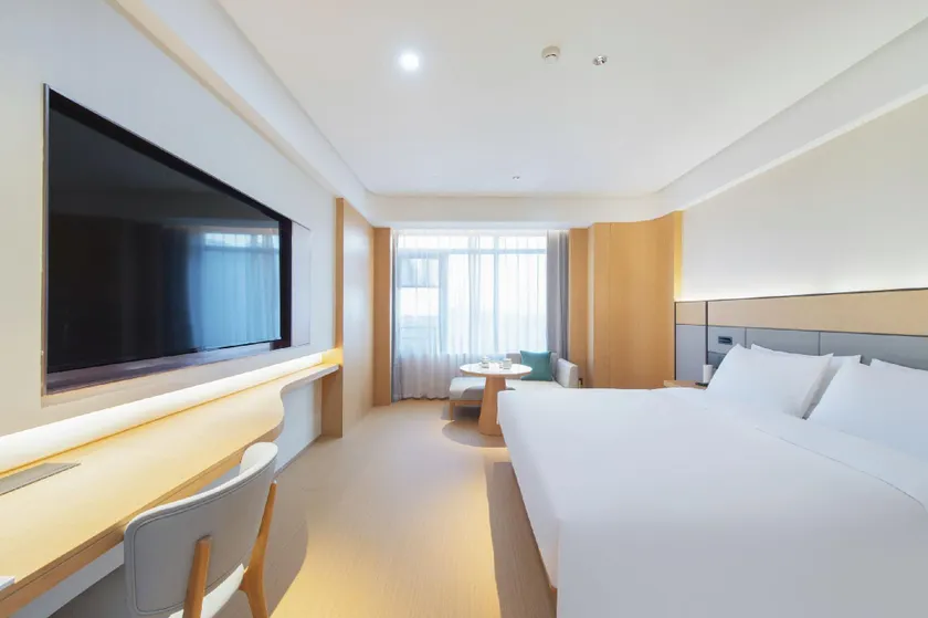 Ji Hotel Zhoukou Luyi Ziqi Avenue - Image 1
