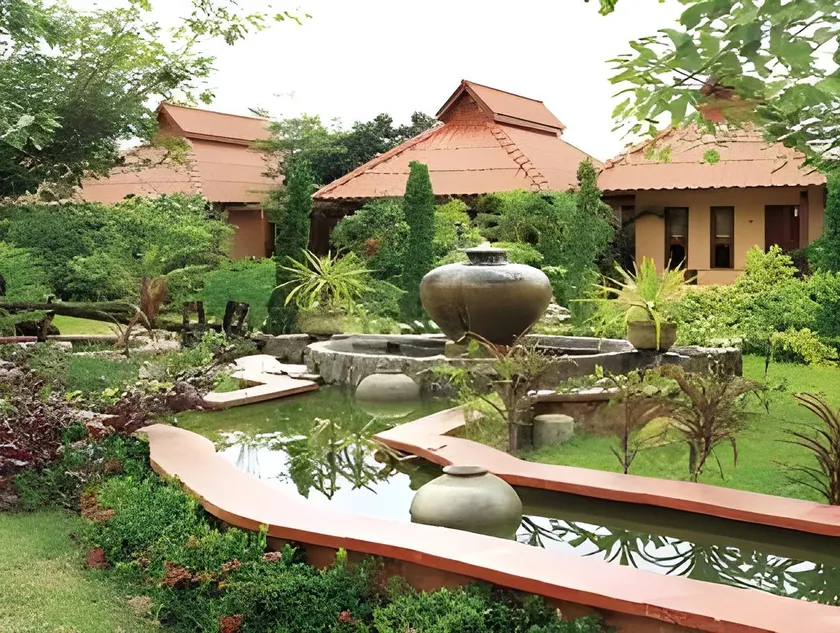 Ban Suan Resort - Image 1