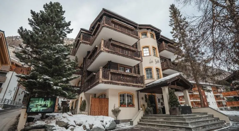 LaPerle Apartments & Spa Access at Alpen Resort - Image 1