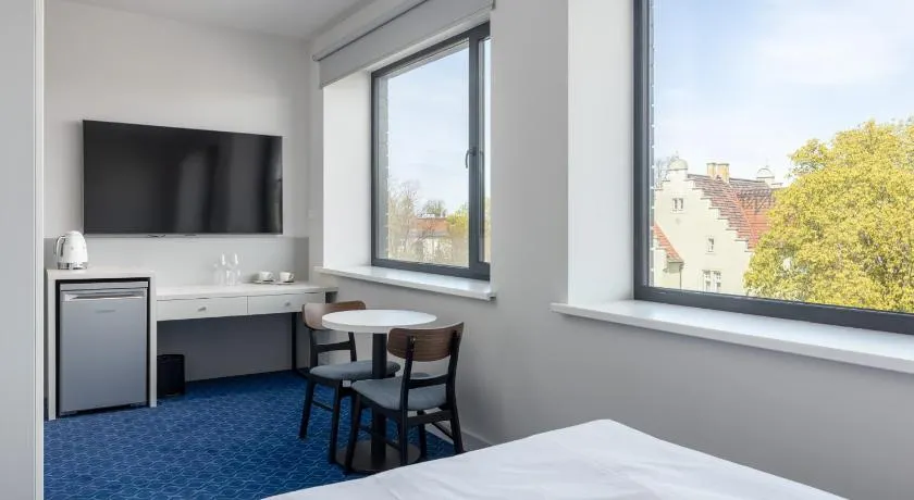 Roze Kurmajas Apartments - Image 1