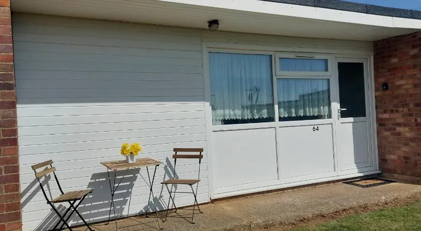 Chalet 59 Florida Holiday Park Hemsby - Image 1