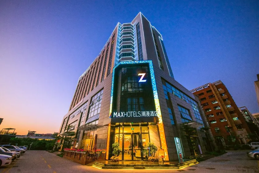 ZMAX Hotel Guangzhou Luogang Science City Shenzhou Road Metro Station - Image 1