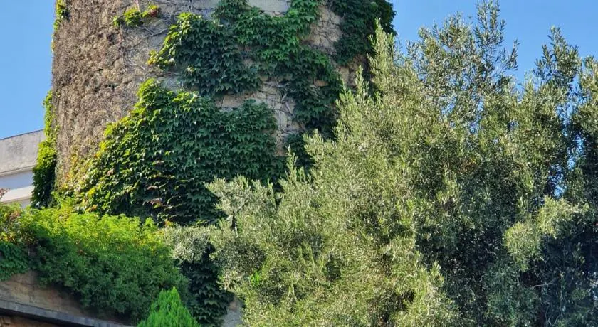 Medieval tower & villa by the sea - Image 1