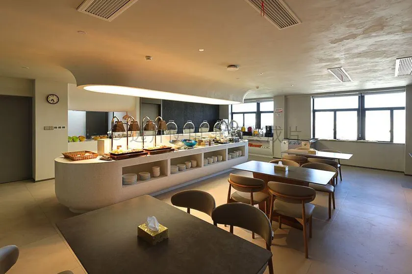 Elong International Hotel (Dongwu Intime City, Huzhou) - Image 1