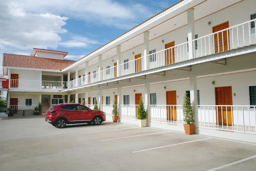 S-House Hotel Surin - Image 1