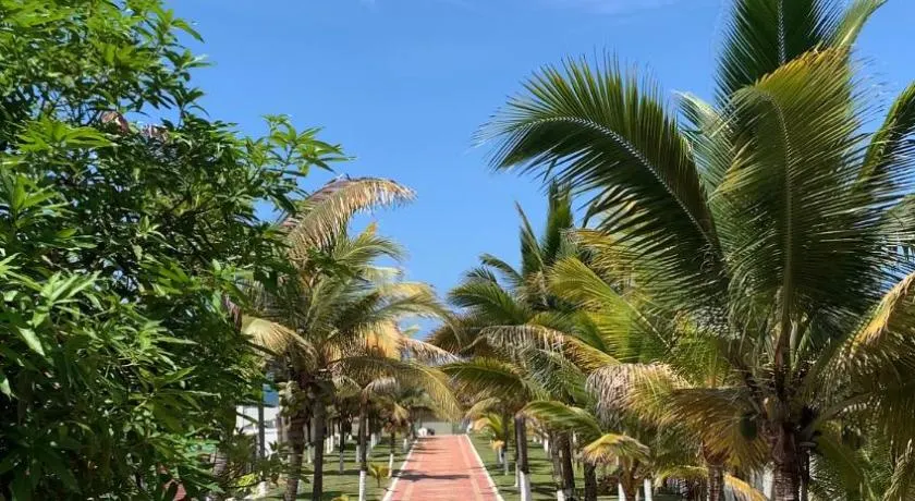 Hotel La Mar Playas - Image 1