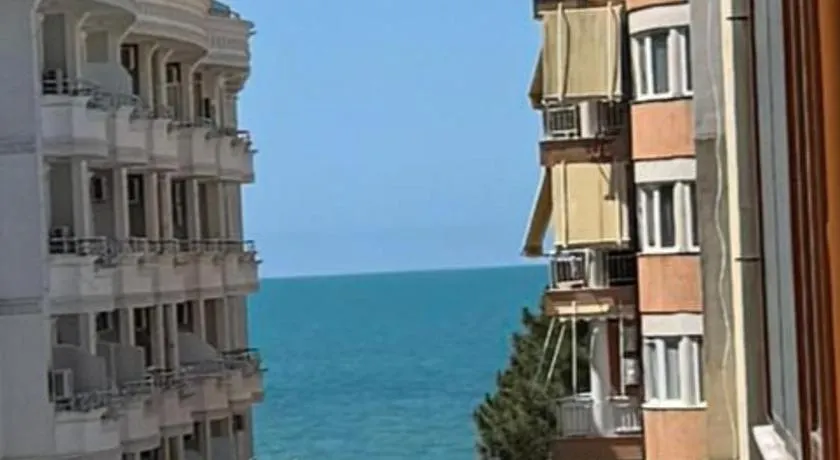 Orange Apartment - Image 1