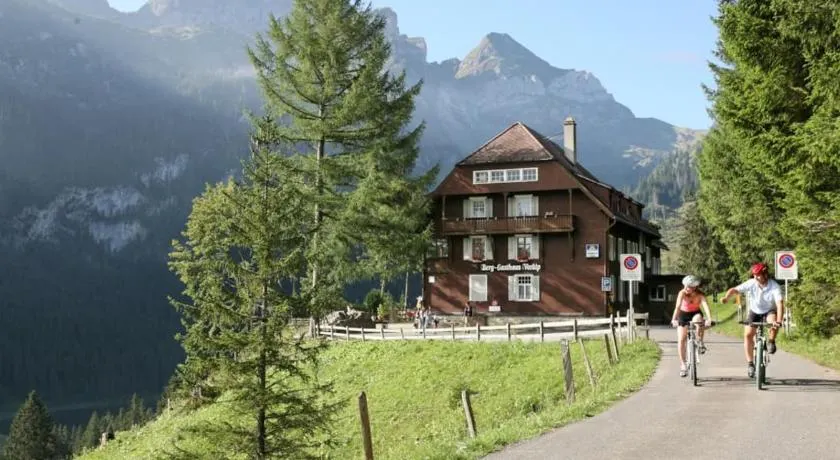 Berggasthaus Voralp - Image 1