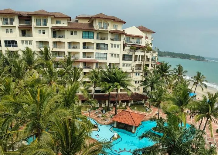 2 Br  Executive Room Beach View Apartemen Marbella Anyer - Image 1