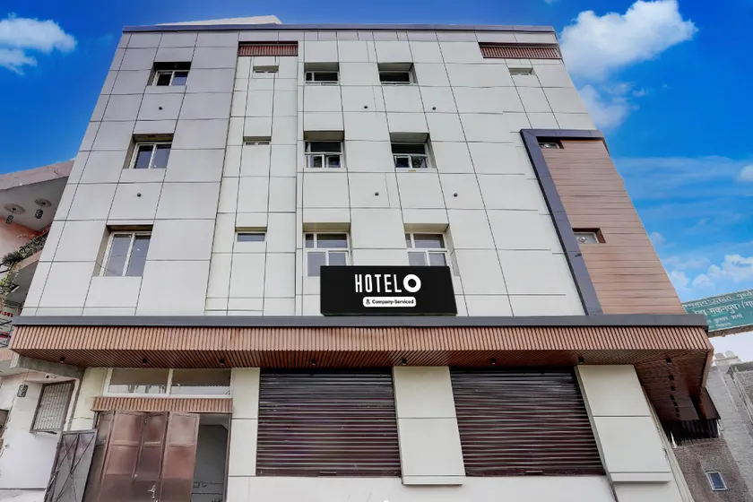 Super Hotel O Delhi Meerut Expressway Makanpur Formerly Crystal 24 - Image 1