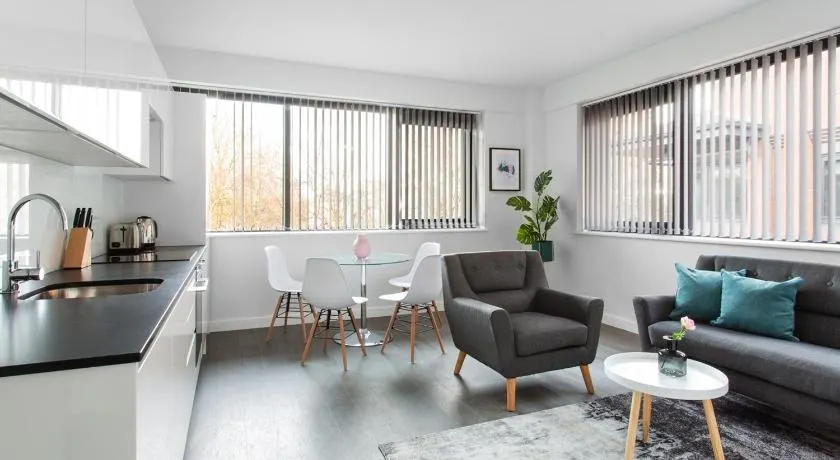 Abbott House by Viridian Apartments - Image 1