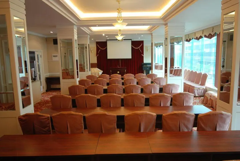 Yazhi Hotel Kaiping - Image 1