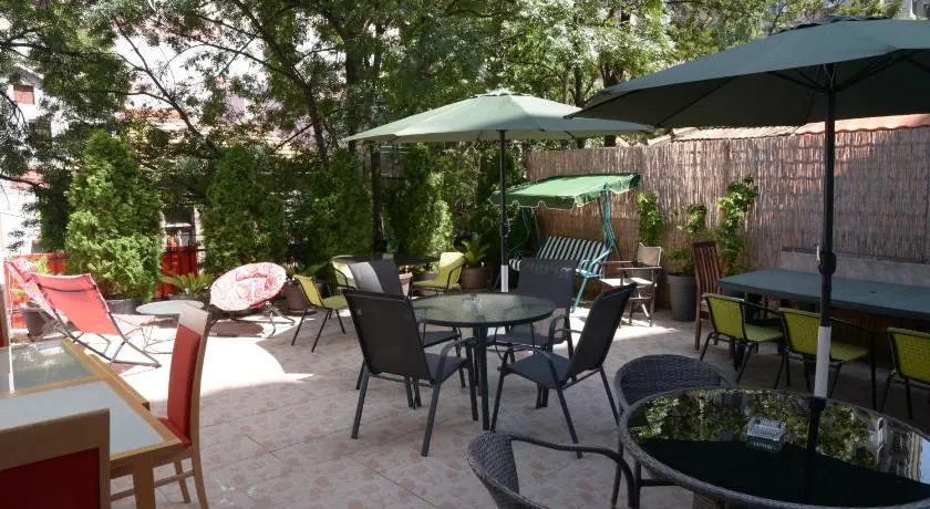 Guest House GOLDEN COIN - Image 1