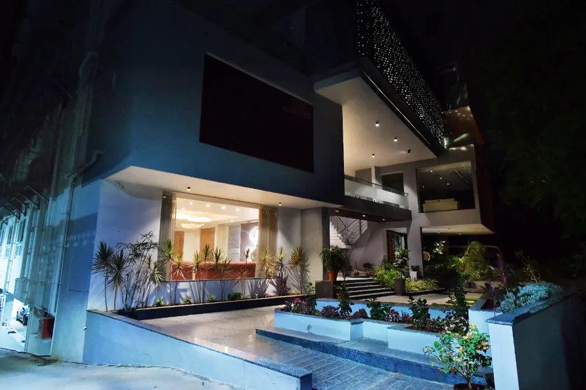 Soho Boutique Hotel - Image 1