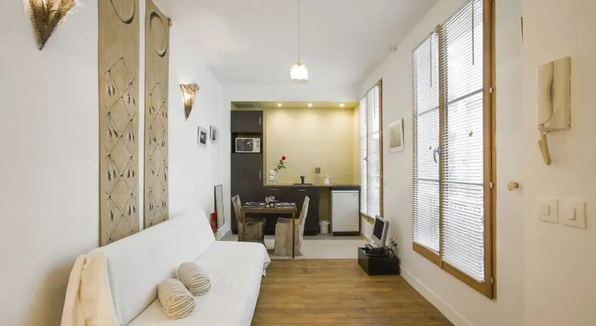Studio Beaune - Image 1