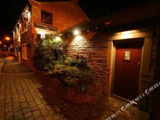 The Olive Branch Inn - Image 1