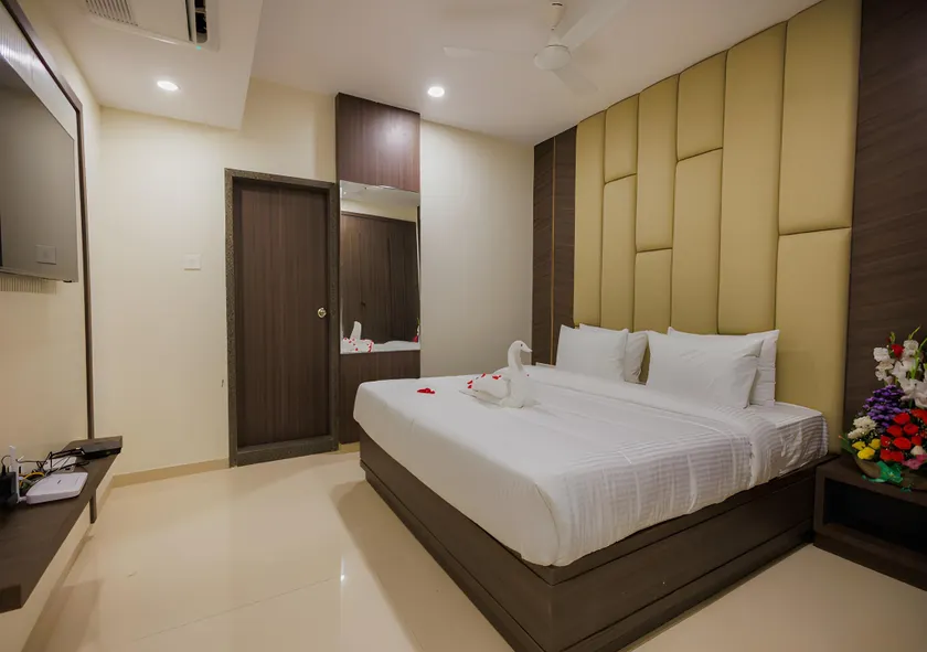 MEGHALAYA HOTEL - Image 1