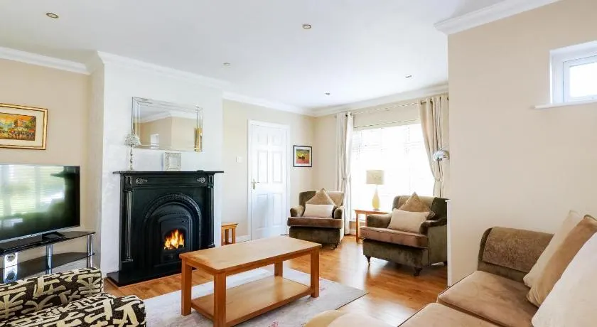 Sea Mist Guesthouse - Image 1