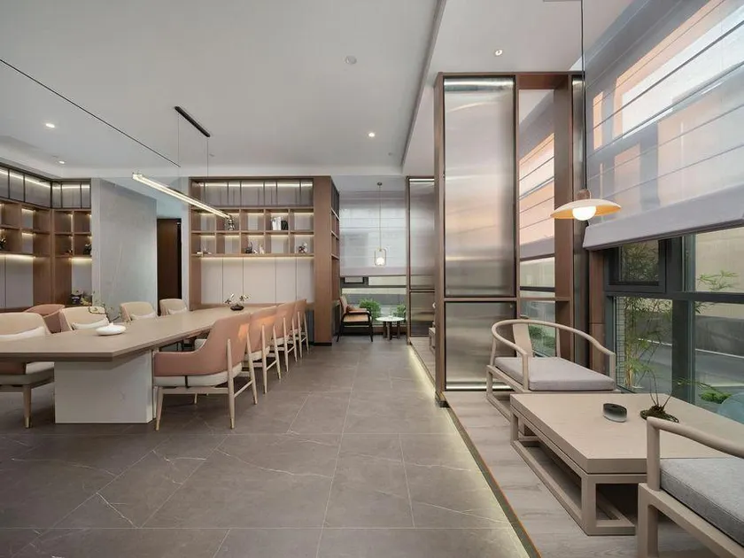 Lucy Hotel  (Chongzhou Government Central Plaza) - Image 1