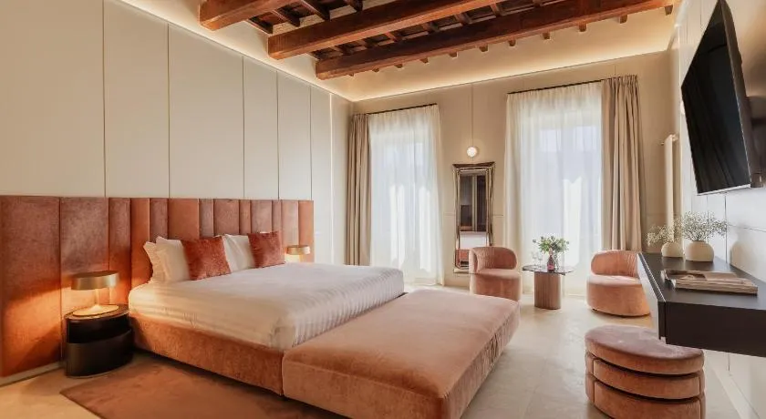 Elegantia Luxury Rooms Navona - Image 1