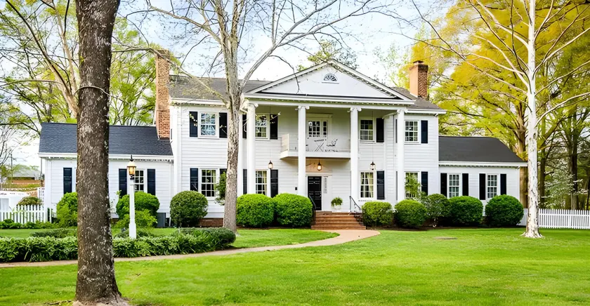 The Virginia Cliffe Inn - Image 1