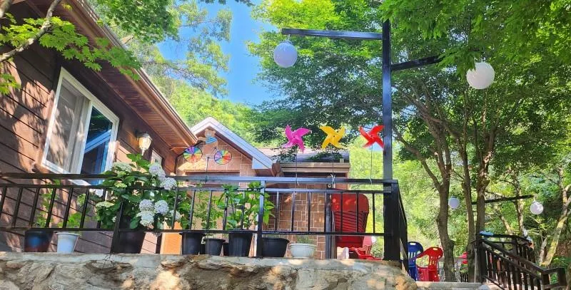 Yangpyeong Jongjagol Mountain Naeum Pension - Image 1