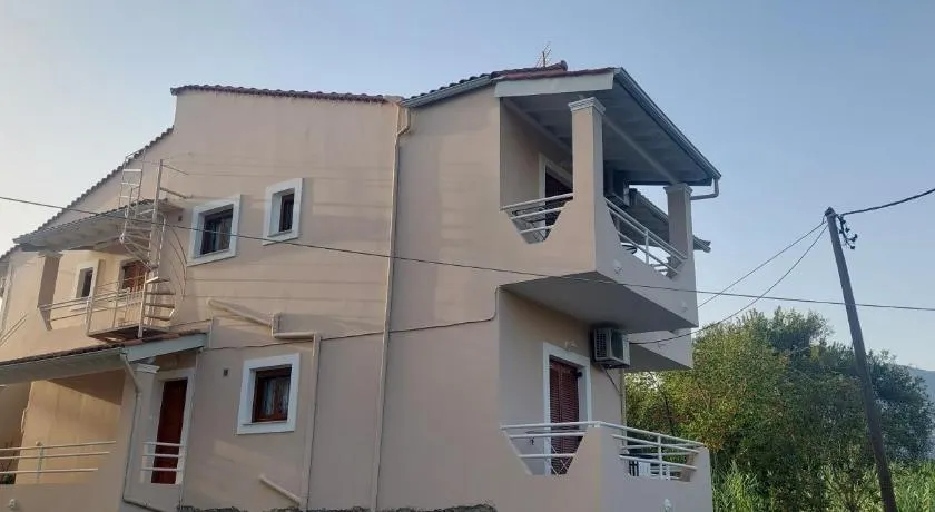 Spiros Studios - Apartments, Ipsos - Image 1