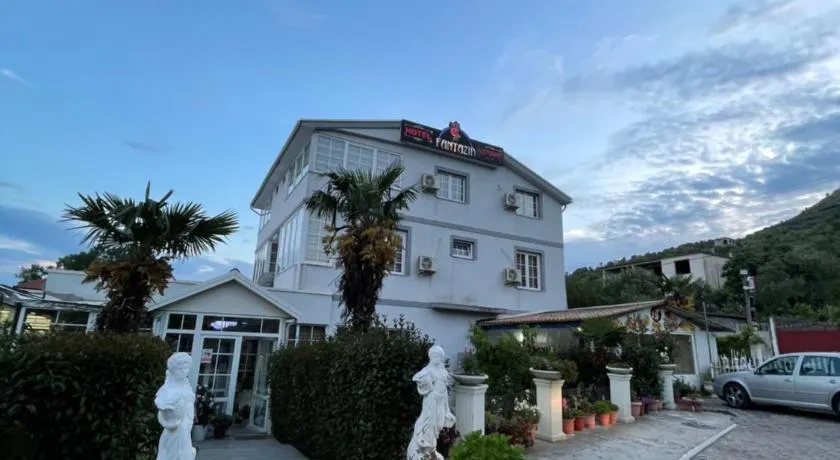 Hotel Fantazia - Image 1
