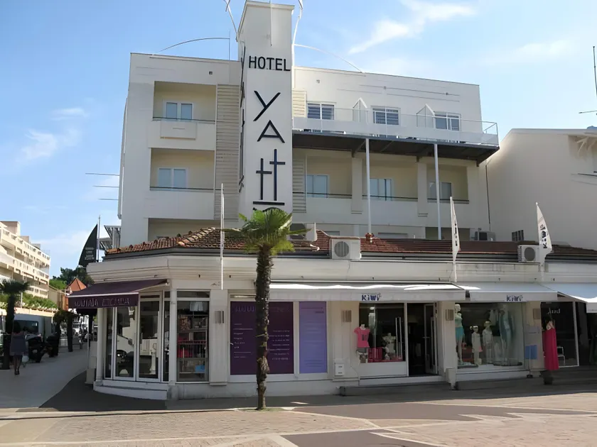 Yatt Hôtel - Image 1
